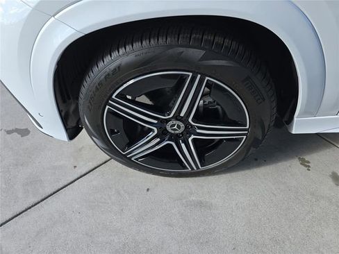 New 2026 Mercedes-Benz GLE 450 4MATIC image 10