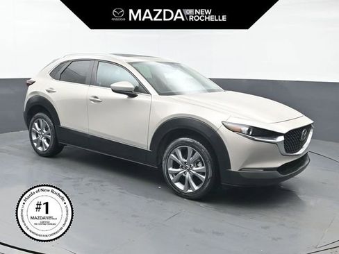 Certified 2022 MAZDA CX-30 AWD 2.5 S w/ Preferred Package image 1
