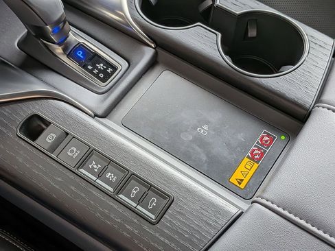 New 2025 Lexus LX 700h Luxury w/ Appearance Package AWD/4WD image 24