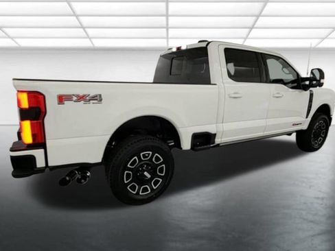 New 2026 Ford F250 Platinum AWD/4WD image 8