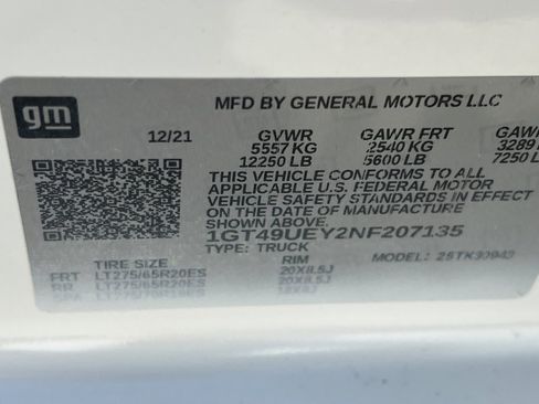 Used 2022 GMC Sierra 3500 SLT w/ SLT Preferred Package image 25