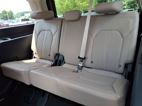 Certified 2023 Ford Expedition Limited AWD/4WD image 15