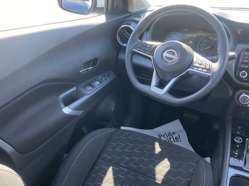 Certified 2024 Nissan Kicks SV image 30