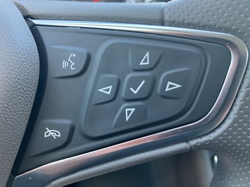 Used 2025 Chevrolet Malibu LT FWD image 18
