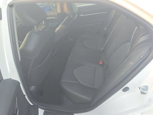 Used 2023 Toyota Camry SE FWD image 6