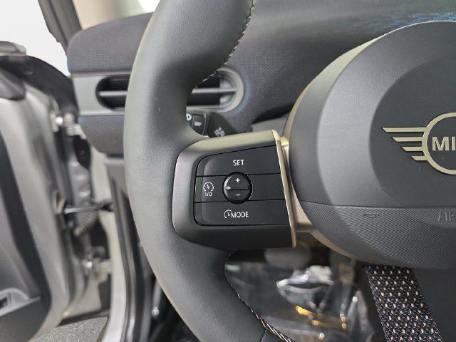Used 2026 MINI Cooper S FWD image 17