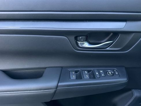 Certified 2025 Honda CR-V LX image 11