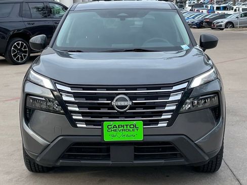 Used 2024 Nissan Rogue S FWD image 6