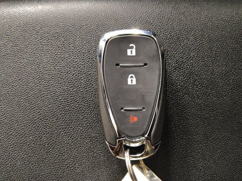 Used 2022 Chevrolet Equinox LT AWD/4WD image 32