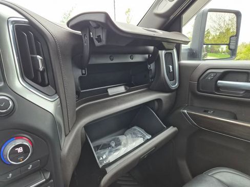 Used 2022 Chevrolet Silverado 3500 LT w/ Convenience Package AWD/4WD image 35