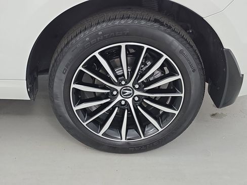 Used 2025 Acura RDX SH-AWD w/ Advance Package image 34