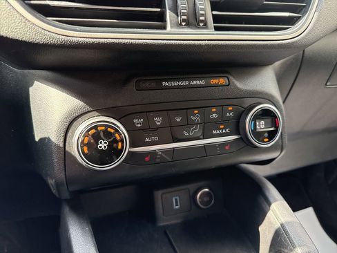 Used 2020 Ford Escape SE AWD/4WD image 26