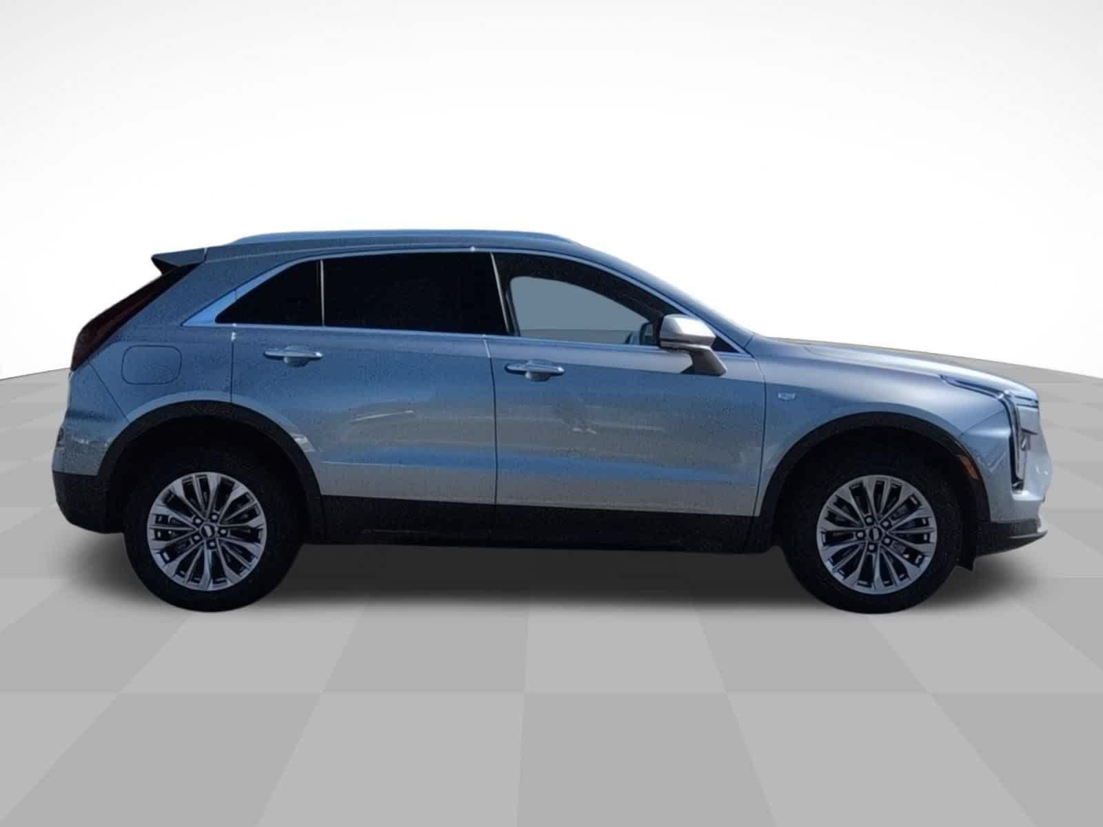 Certified 2025 Cadillac XT4 Premium Luxury FWD image 4