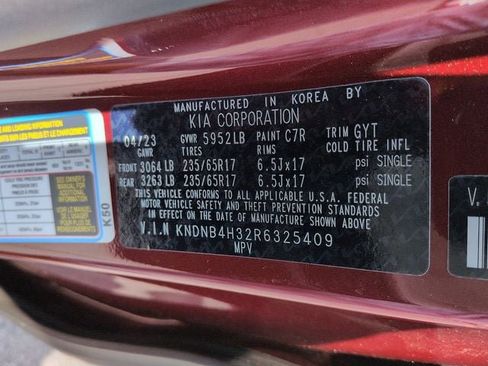Used 2024 Kia Carnival LX FWD image 14