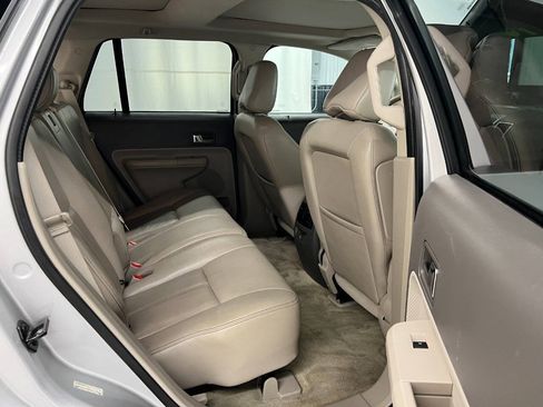 Used 2010 Ford Edge SEL AWD/4WD image 10