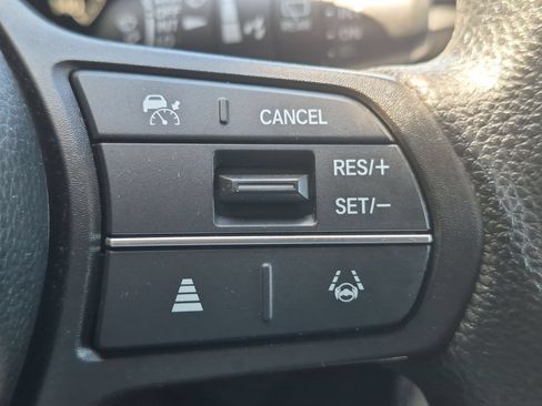 Used 2025 Honda CR-V EX image 15