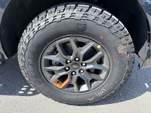 New 2026 Ford Expedition Tremor image 12