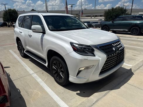 Used 2020 Lexus GX 460 Premium w/ Premium Package AWD/4WD image 16