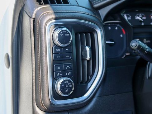 Used 2022 GMC Sierra 2500 AT4 w/ AT4 Preferred Package image 13