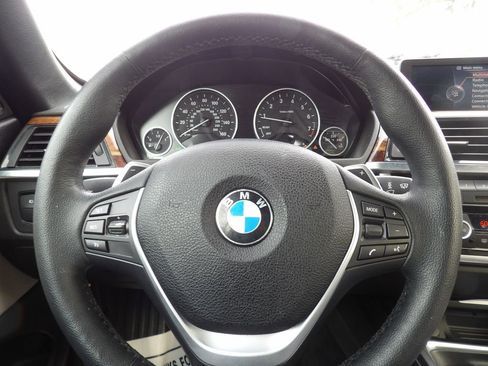 Used 2015 BMW 428i xDrive Convertible AWD/4WD image 16