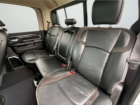 Used 2022 RAM 2500 Laramie AWD/4WD image 19