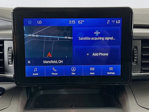 Used 2023 Ford Explorer XLT w/ Equipment Group 202A AWD/4WD image 15