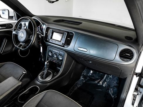 Used 2016 Volkswagen Beetle 1.8T Denim image 13