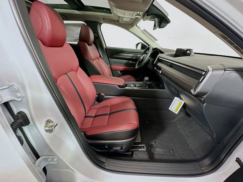 New 2026 MAZDA CX-50 AWD 2.5 Hybrid w/ Cargo Package image 23