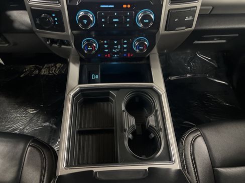 Used 2021 Ford F350 Lariat AWD/4WD image 17
