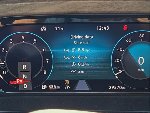 Used 2024 Volkswagen Atlas SE w/ Panoramic Sunroof Package image 30