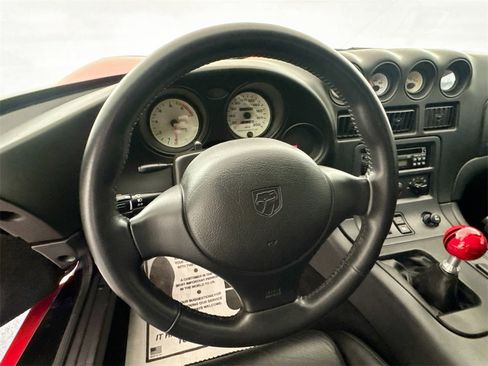 Used 1997 Dodge Viper GTS image 11