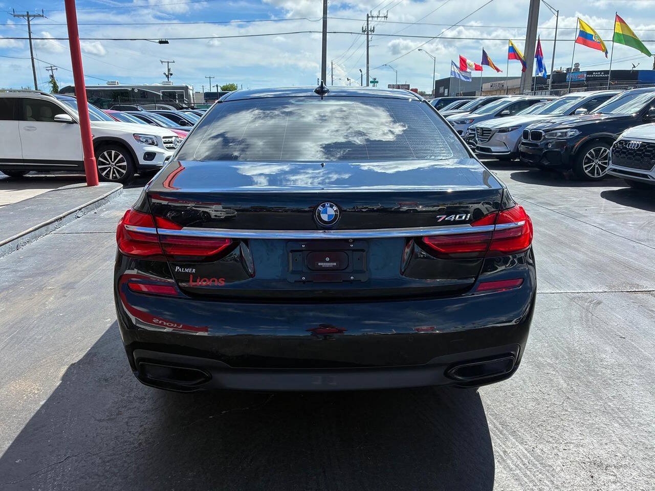 Used 2017 BMW 740i RWD image 12