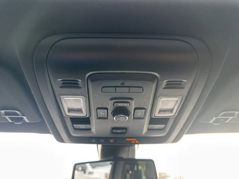 Used 2021 Chevrolet Tahoe Z71 w/ Z71 Signature Package image 9