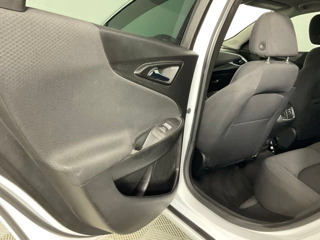 Used 2023 Chevrolet Malibu LT w/ Driver Confidence Package FWD image 12