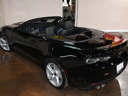 Used 2021 Chevrolet Camaro SS RWD image 80