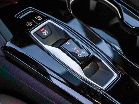 New 2025 Audi Q5 Premium Plus image 22