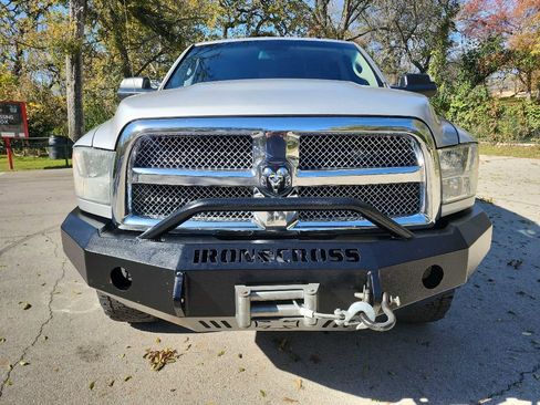 Used 2016 RAM 3500 Tradesman w/ Chrome Appearance Group image 2