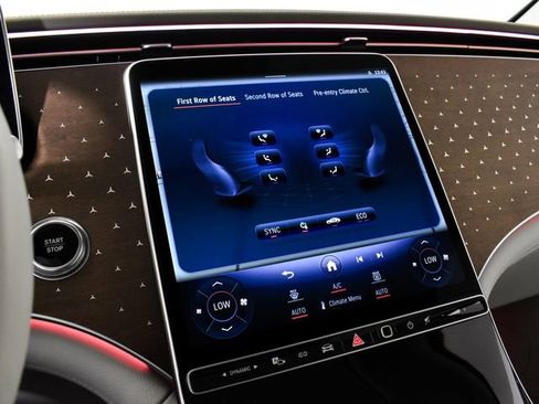 Certified 2023 Mercedes-Benz EQE 500 4MATIC SUV image 34