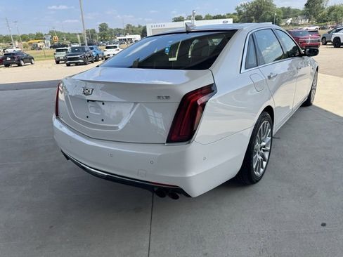 Used 2018 Cadillac CT6 Luxury image 5