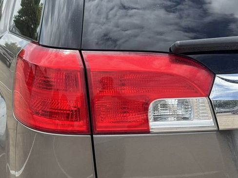 Used 2011 GMC Terrain SLT FWD image 5
