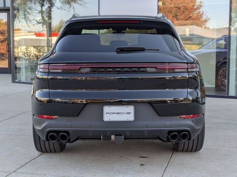 New 2026 Porsche Cayenne image 10