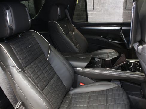 Used 2026 Cadillac Escalade V AWD/4WD image 54