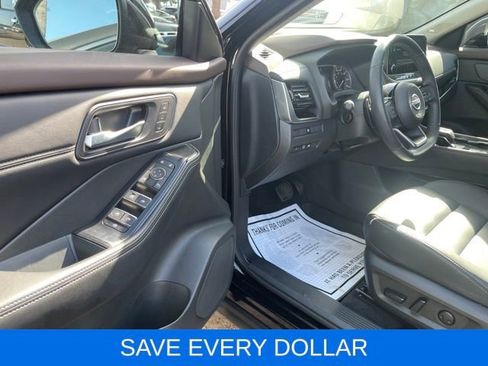 Used 2023 Nissan Rogue SL w/ SL Premium Package FWD image 18