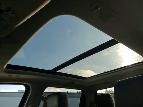 Used 2022 Toyota Tundra Limited image 18