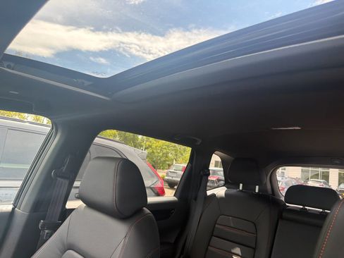 Used 2026 Honda CR-V Sport Touring image 4