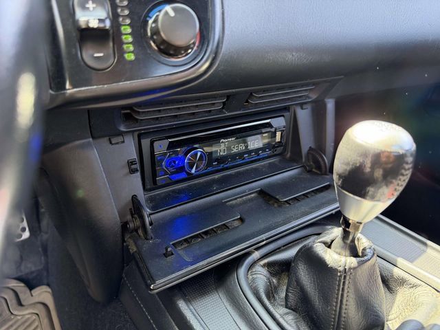 Used 2005 Honda S2000 image 23