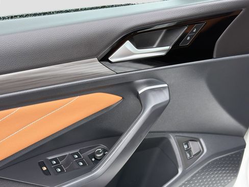 Used 2023 Volkswagen Jetta SEL image 20