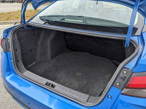 Used 2023 Nissan Versa S image 32