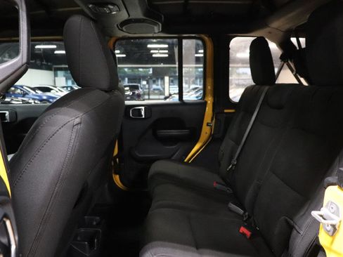 Used 2019 Jeep Wrangler Unlimited Sport S AWD/4WD image 14