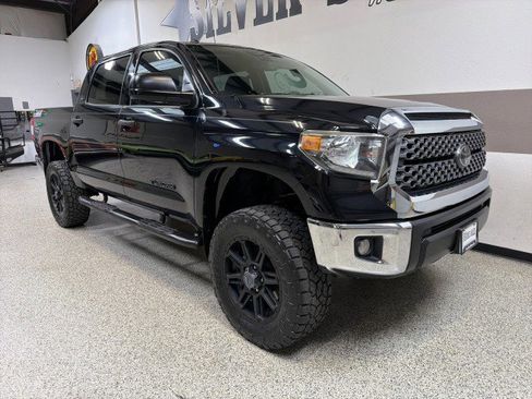Used 2019 Toyota Tundra SR5 w/ SR5 Upgrade Package image 32